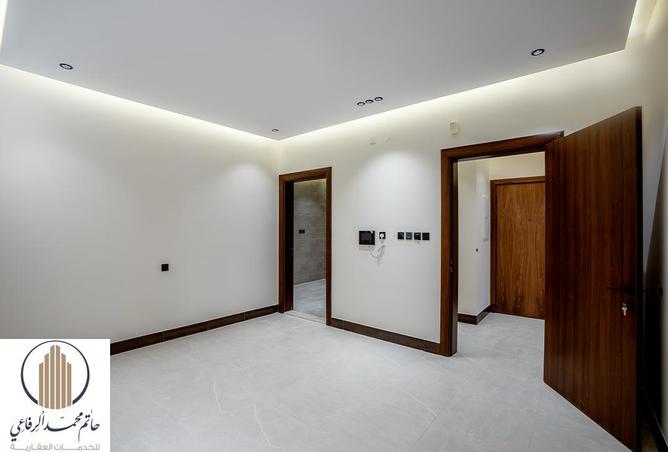 256275 - Property Image 2