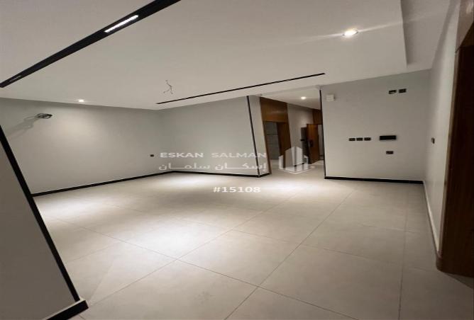 255743 - Property Image 2