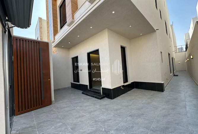 253539 - Property Image 2