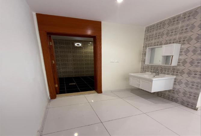 256860 - Property Image 3