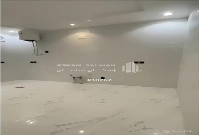 245400 - Property Image 3