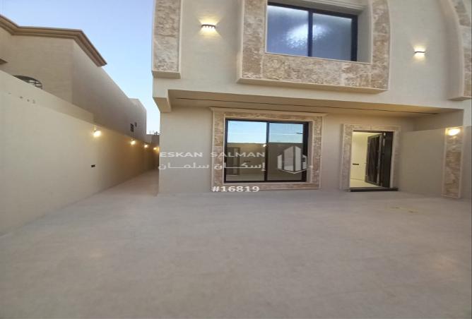 256832 - Property Image 3