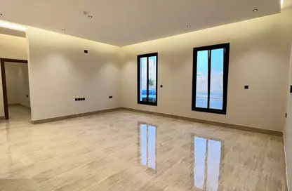 Apartment - 3 Bedrooms - 3 Bathrooms for rent in Al Munisiyah - Riyadh - Ar Riyadh