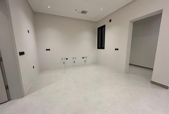 255649 - Property Image 3