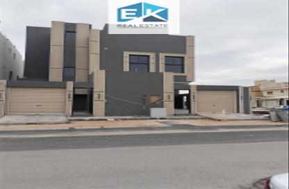 طابق كامل - 3 غرف نوم - 4 حمامات للبيع في المونسية - الرياض - الرياض