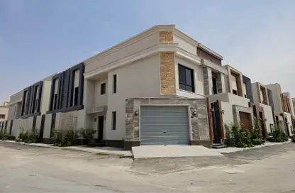 Villa - 4 Bedrooms - 6 Bathrooms for sale in Ar Rimal - Riyadh - Ar Riyadh