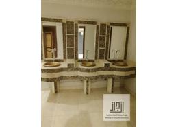 Apartment - 4 bedrooms - 3 bathrooms for للايجار in Al Yarmuk - East Riyadh - Ar Riyadh