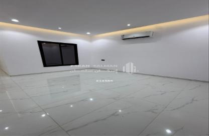 Apartment - 3 Bedrooms - 3 Bathrooms for sale in Al Janadriyah - Riyadh - Ar Riyadh
