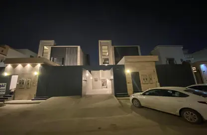Full Floor - 3 Bedrooms - 3 Bathrooms for sale in An Nahdah - Riyadh - Ar Riyadh