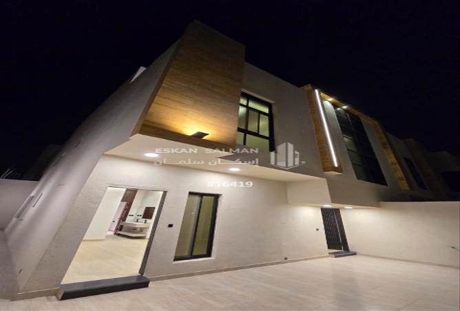 256347 - Property Image 2