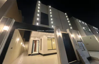 Full Floor - 5 Bedrooms - 3 Bathrooms for sale in Ar Rimal - Riyadh - Ar Riyadh