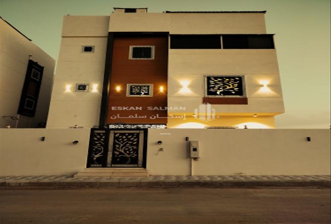 245235 - Property Image 2