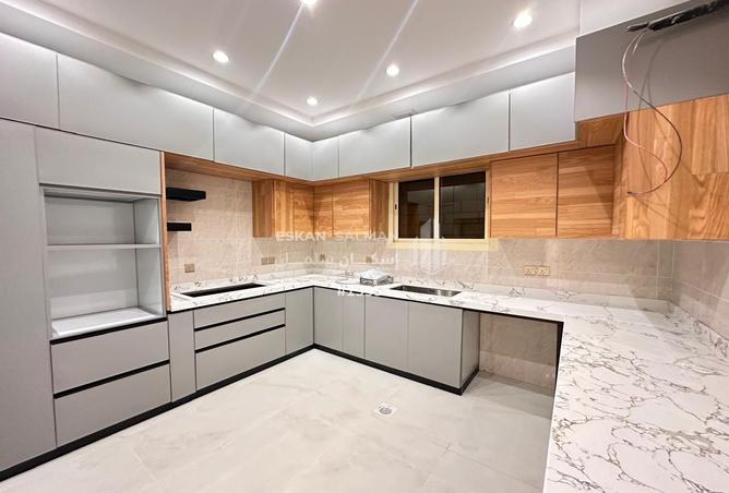 251333 - Property Image 3