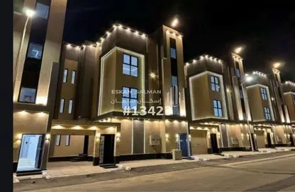 Full Floor - 7 Bedrooms - 5 Bathrooms for sale in Al Hadari - Khamis Mushayt - Asir
