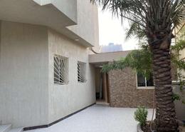 Villa - 5 bedrooms - 4 bathrooms for للبيع in Al Hamra - Ad Dammam - Eastern
