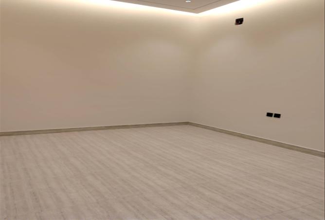 257802 - Property Image 3