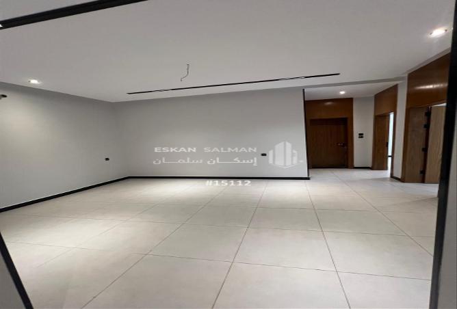 255741 - Property Image 2