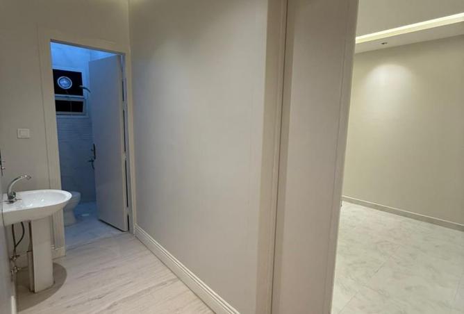255202 - Property Image 2