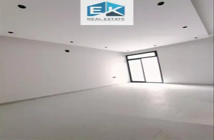 طابق كامل - 4 غرف نوم للبيع في الخليج - الرياض - الرياض