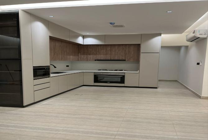 258076 - Property Image 2