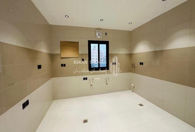 252850 - Property Image 3