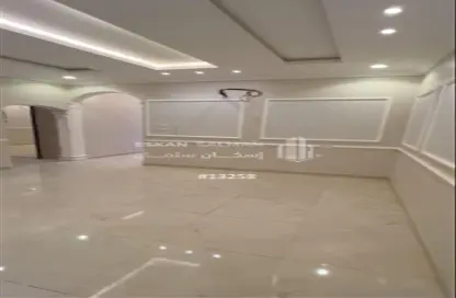 فيلا - 8 غرف نوم - 6 حمامات للبيع في المخواه - الباحة