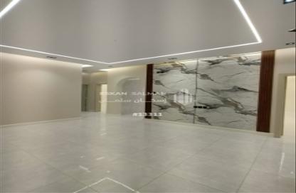 Apartment - 6 Bedrooms - 3 Bathrooms for sale in Al Mughamas - Makah Almukaramuh - Makkah Al Mukarramah
