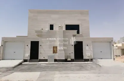 Apartment - 4 Bedrooms - 5 Bathrooms for sale in Al Janadriyah - Riyadh - Ar Riyadh