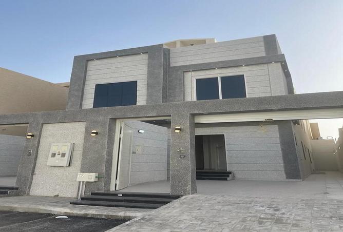 Full Floor - 5 Bedrooms - 3 Bathrooms for sale in Badr - Riyadh - Ar Riyadh