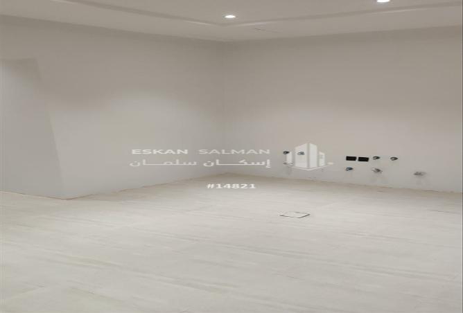 253801 - Property Image 3