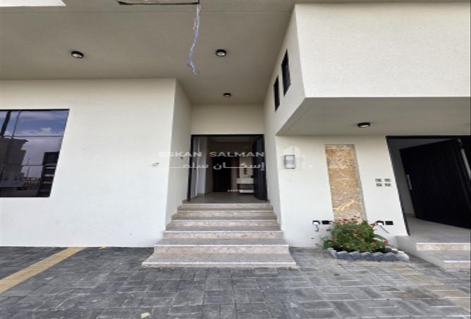 253921 - Property Image 2