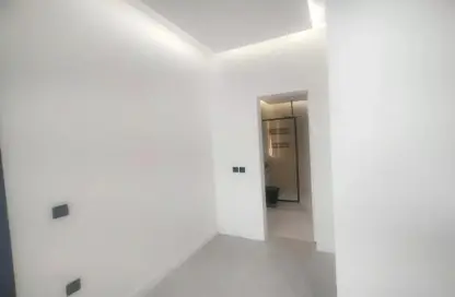 Apartment - 4 Bedrooms for sale in Al Munisiyah - Riyadh - Ar Riyadh