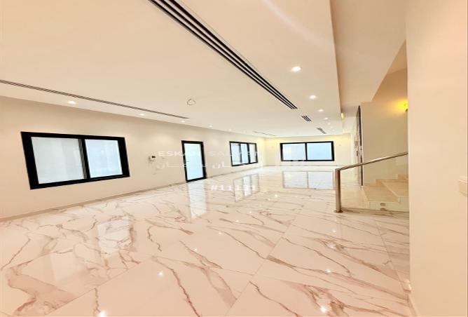 246760 - Property Image 2