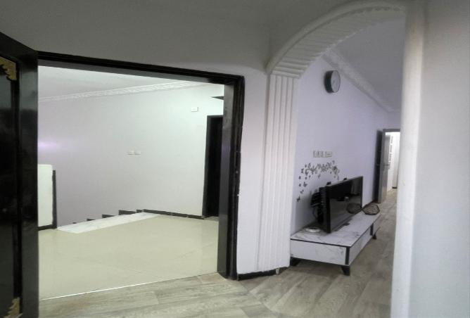 254209 - Property Image 3