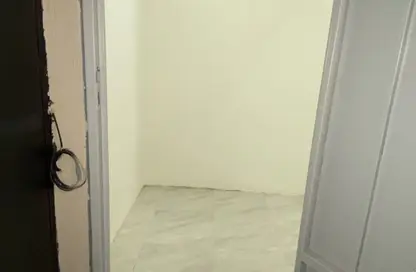 شقة - غرفة نوم - 1 حمام للايجار في اليرموك - الرياض - الرياض