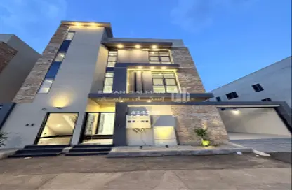 Full Floor - 7 Bedrooms - 4 Bathrooms for sale in Al Zuhur - Abha - Asir