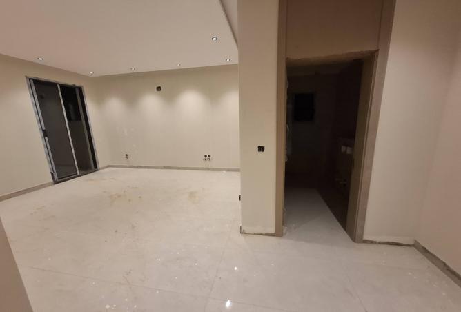 254945 - Property Image 2