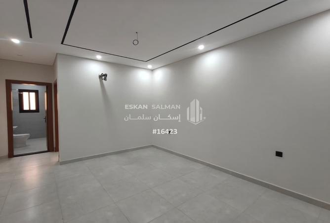 256395 - Property Image 3