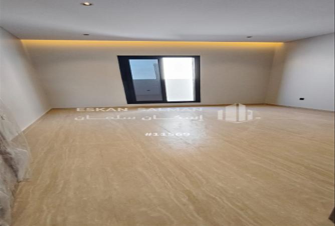 247694 - Property Image 3