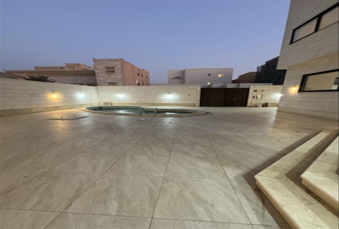 258194 - Property Image 3