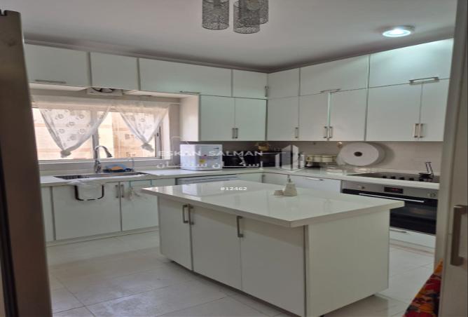 252112 - Property Image 3