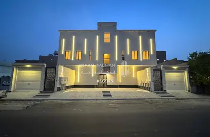 Apartment - 6 Bedrooms - 3 Bathrooms for sale in Al Jisr - Al Khubar - Eastern