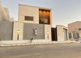 Villa - 4 bedrooms - 6 bathrooms for للبيع in Buraydah - Al Qassim