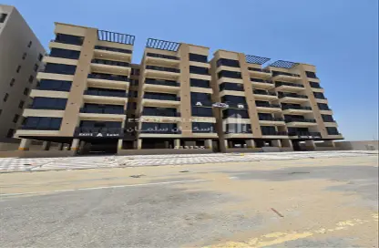 Apartment - 5 Bedrooms - 3 Bathrooms for sale in Ash Shulah - Ad Dammam - Eastern