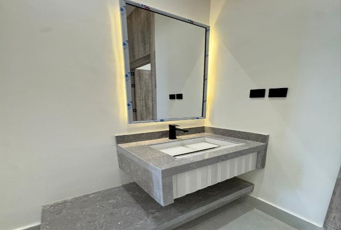 258710 - Property Image 3