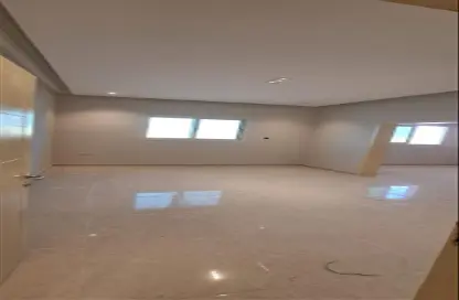 شقة - 3 غرف نوم - 2 حمامات للايجار في النرجس - الرياض - الرياض