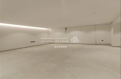 شقة - 4 غرف نوم - 3 حمامات للبيع في ظهرة لبن - الرياض - الرياض