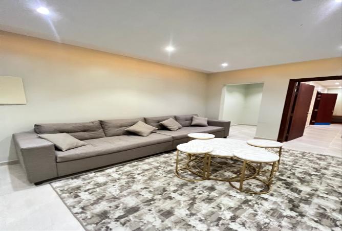 258320 - Property Image 2