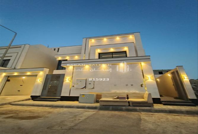 255725 - Property Image 2