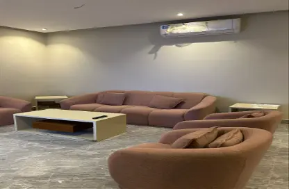طابق كامل - 3 غرف نوم - 2 حمامات للايجار في العارض - الرياض - الرياض